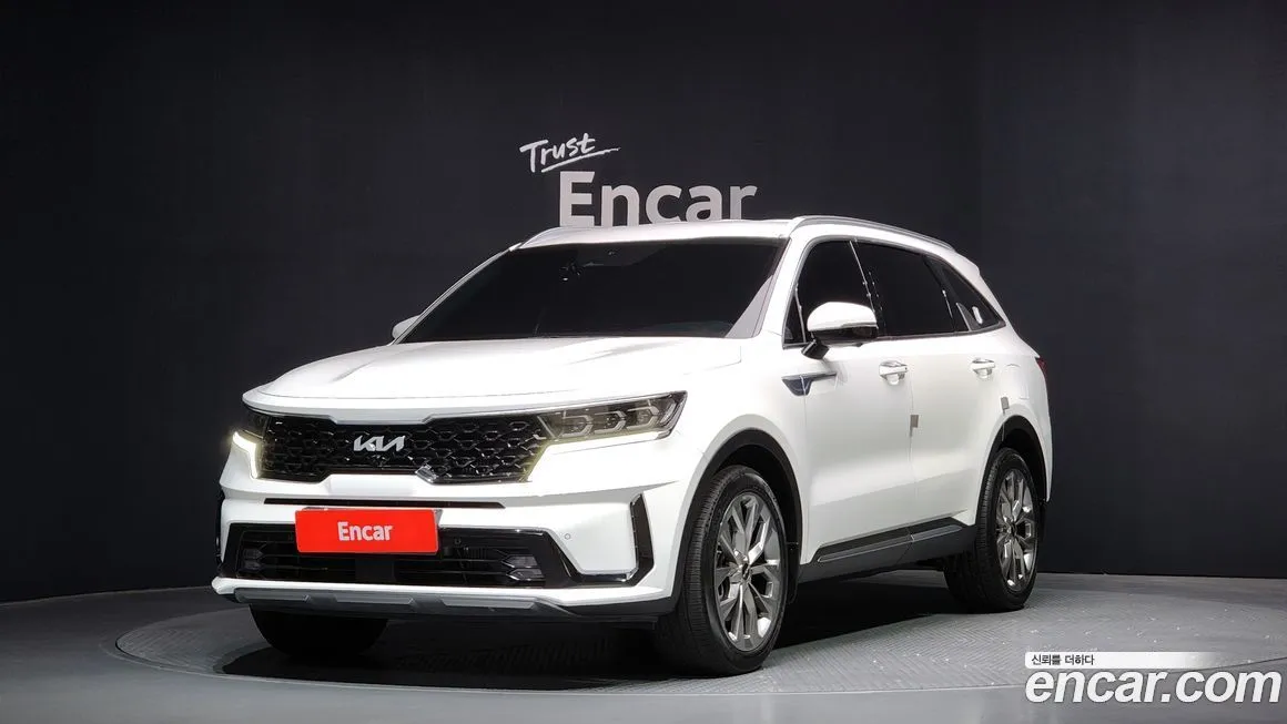 Kia Sorento — фото 1