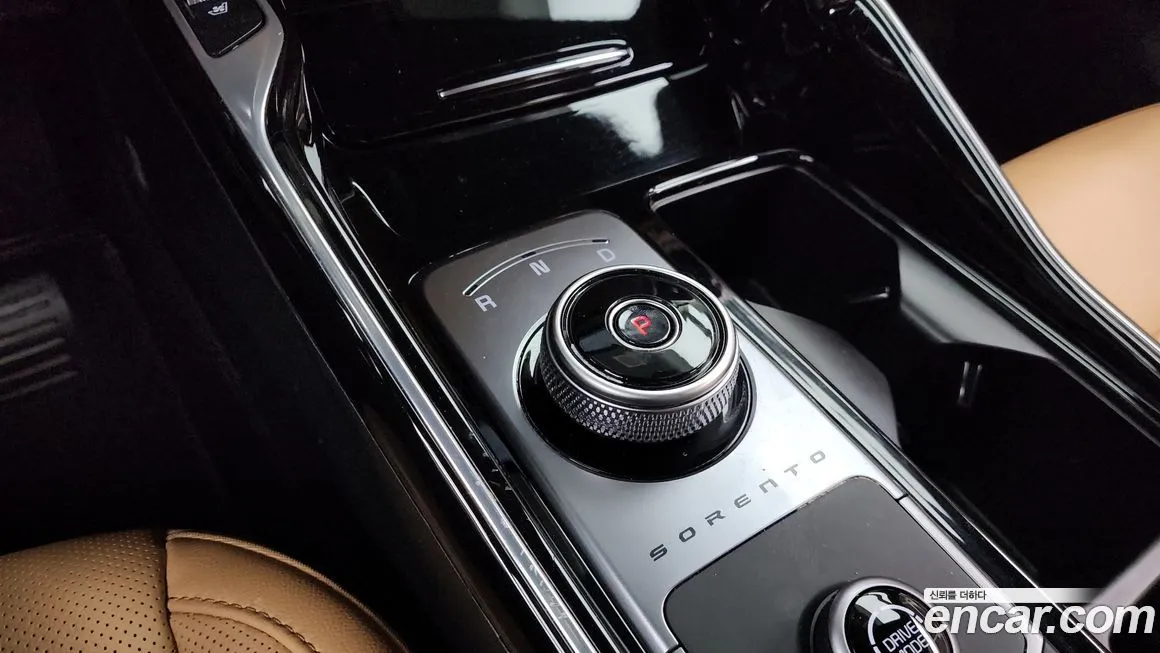 Kia Sorento — фото 9