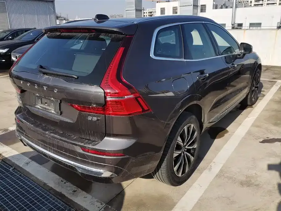 Volvo XC60 2025 из CN, фото 3