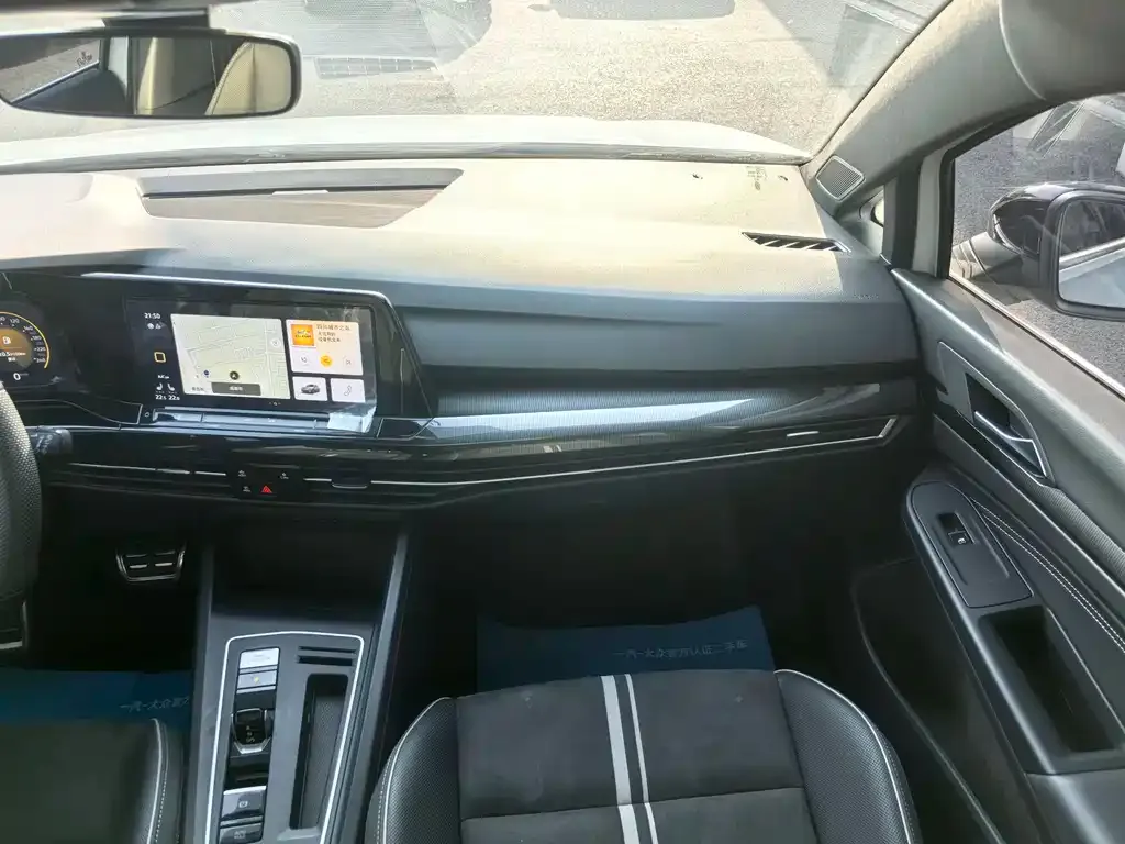 Volkswagen Golf 2021 из CN, фото 4