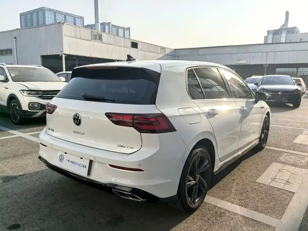 Volkswagen Golf 2021 из CN, фото 7