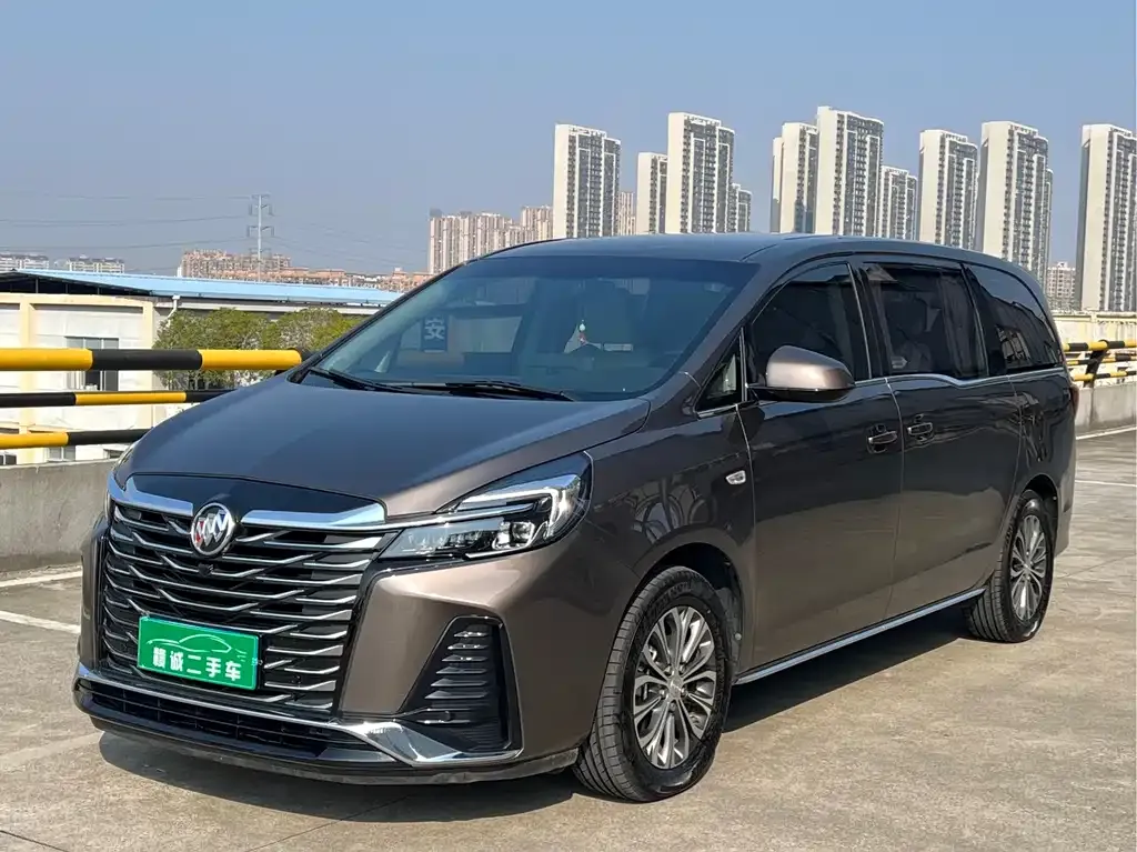 Buick GL8 2023 из CN, фото 1