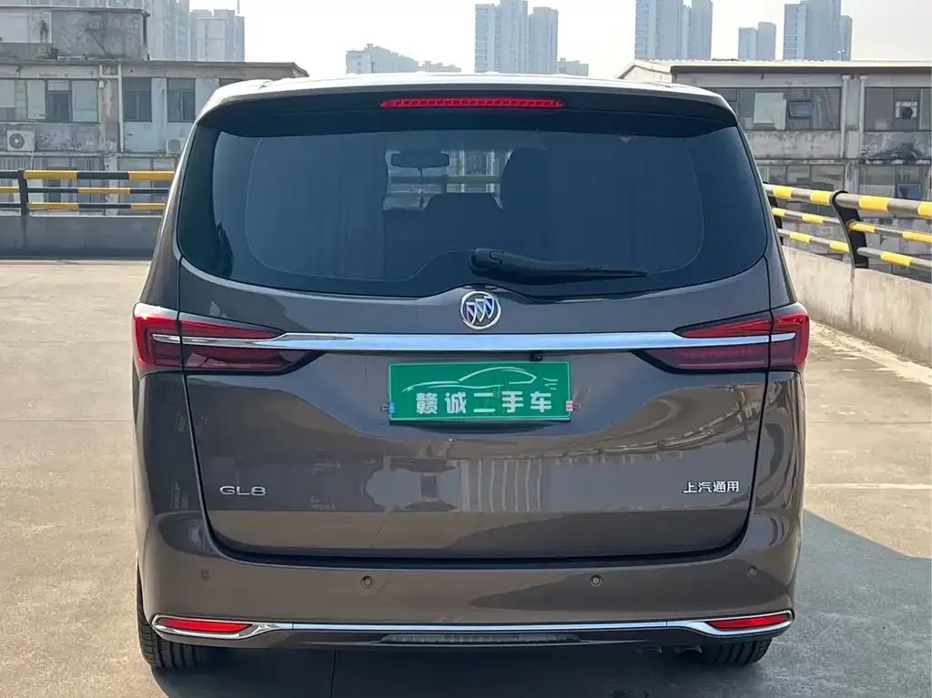 Buick GL8 2023 из CN, фото 4