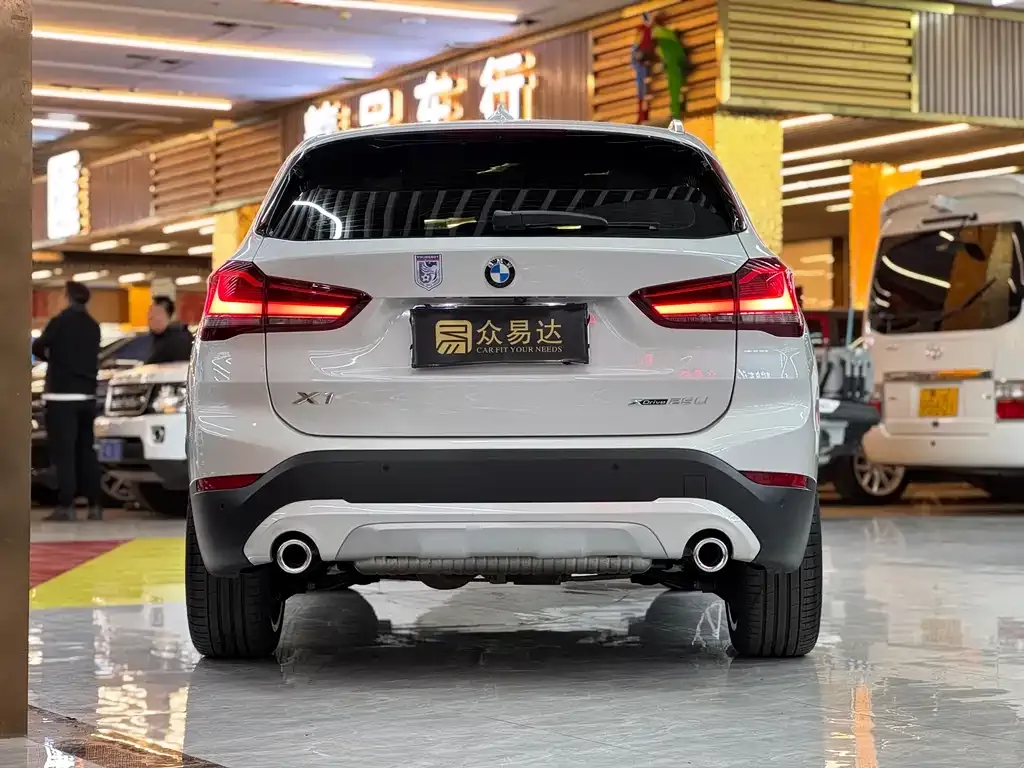 BMW X1 — фото 2