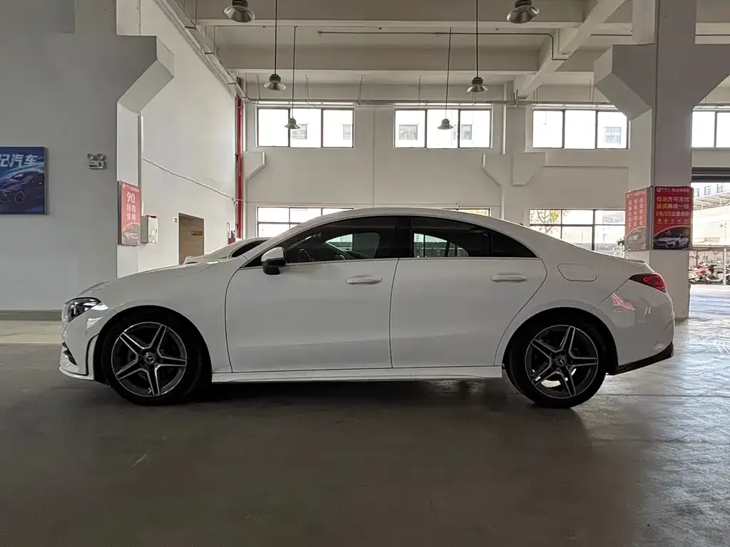 Mercedes-Benz CLA (Import) — фото 10