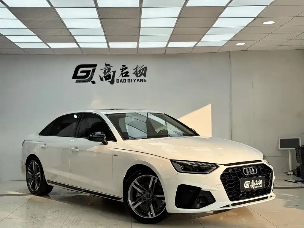 Audi A4L 2023 из CN, фото 3