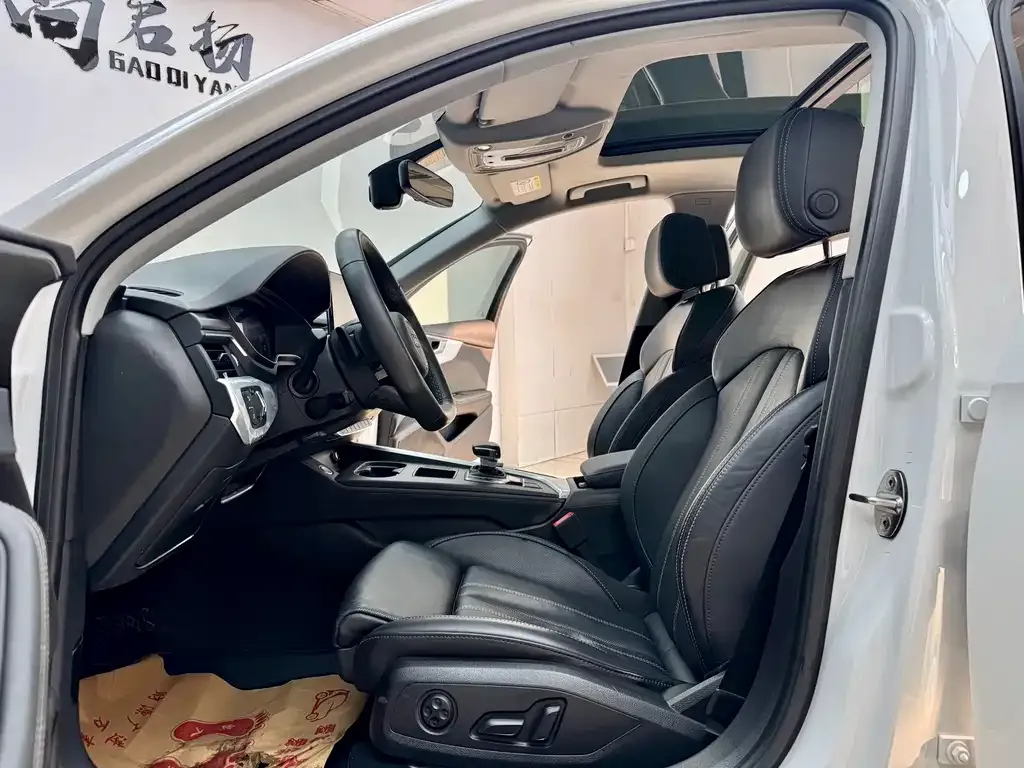 Audi A4L 2023 из CN, фото 6