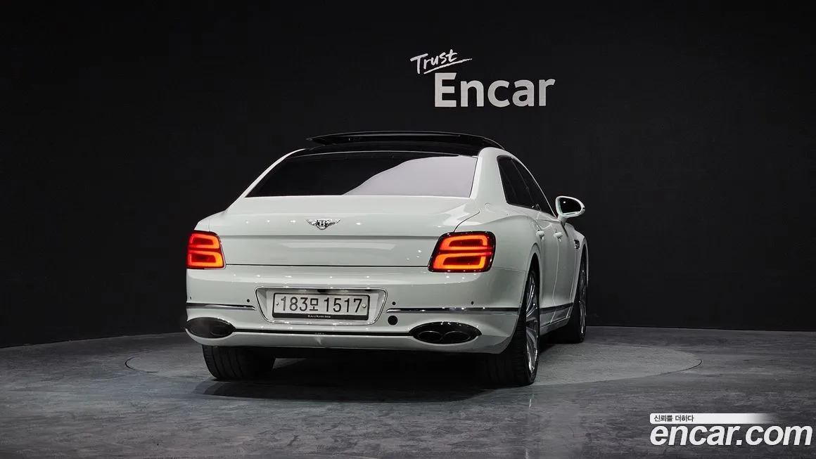 Bentley Flying Spur 2022 из KR, фото 6