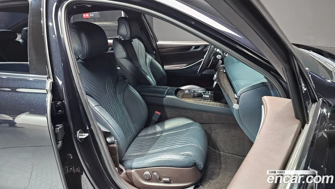 Genesis G80 — фото 10