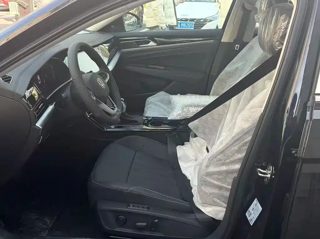 Volkswagen Passat — фото 9