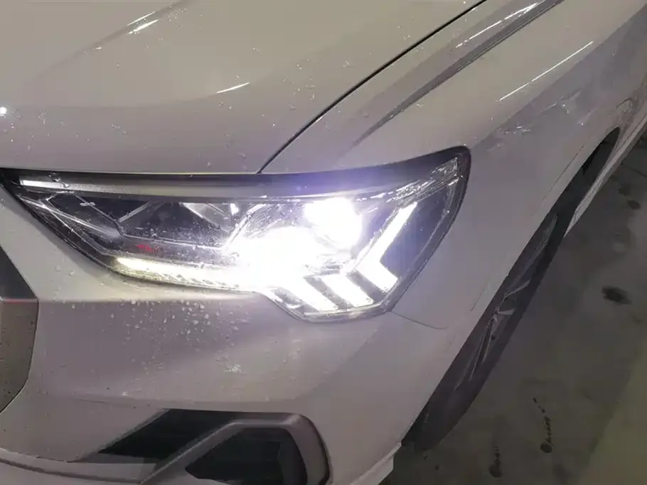 Audi Q3 2021 из CN, фото 8