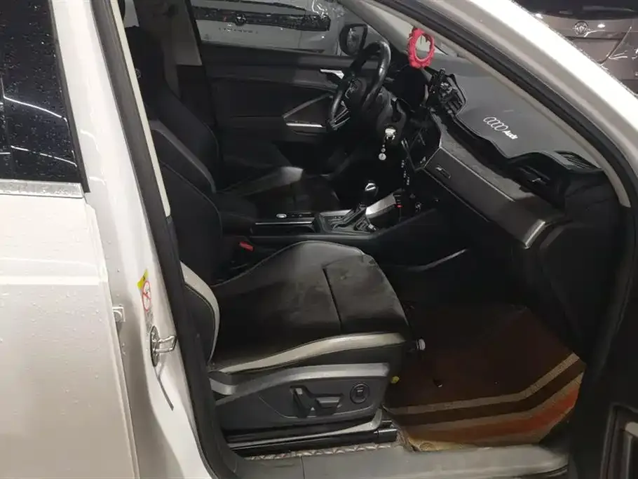 Audi Q3 2021 из CN, фото 4