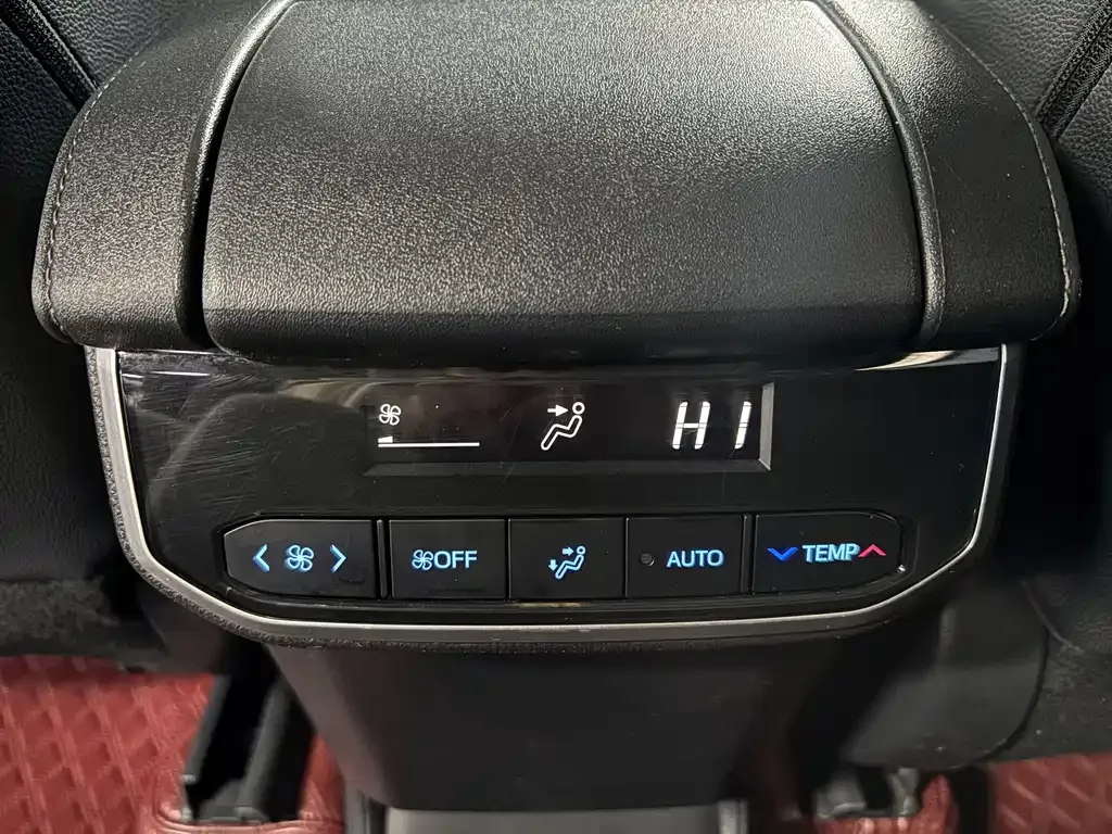 Toyota Highlander 2022 из CN, фото 10