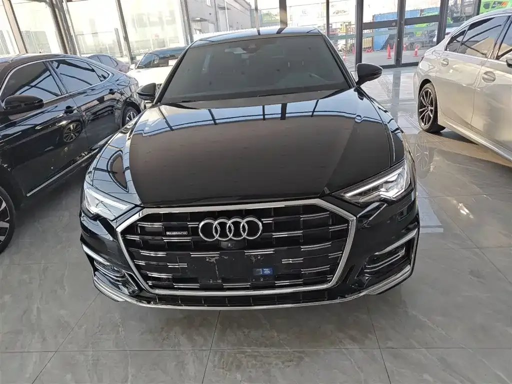 Audi A6L 2025 из CN, фото 4