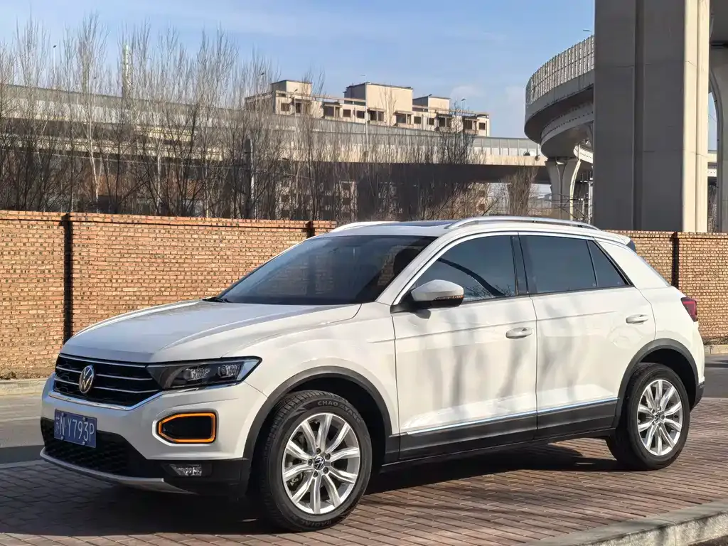 Volkswagen T-Roc 2021 из CN, фото 1