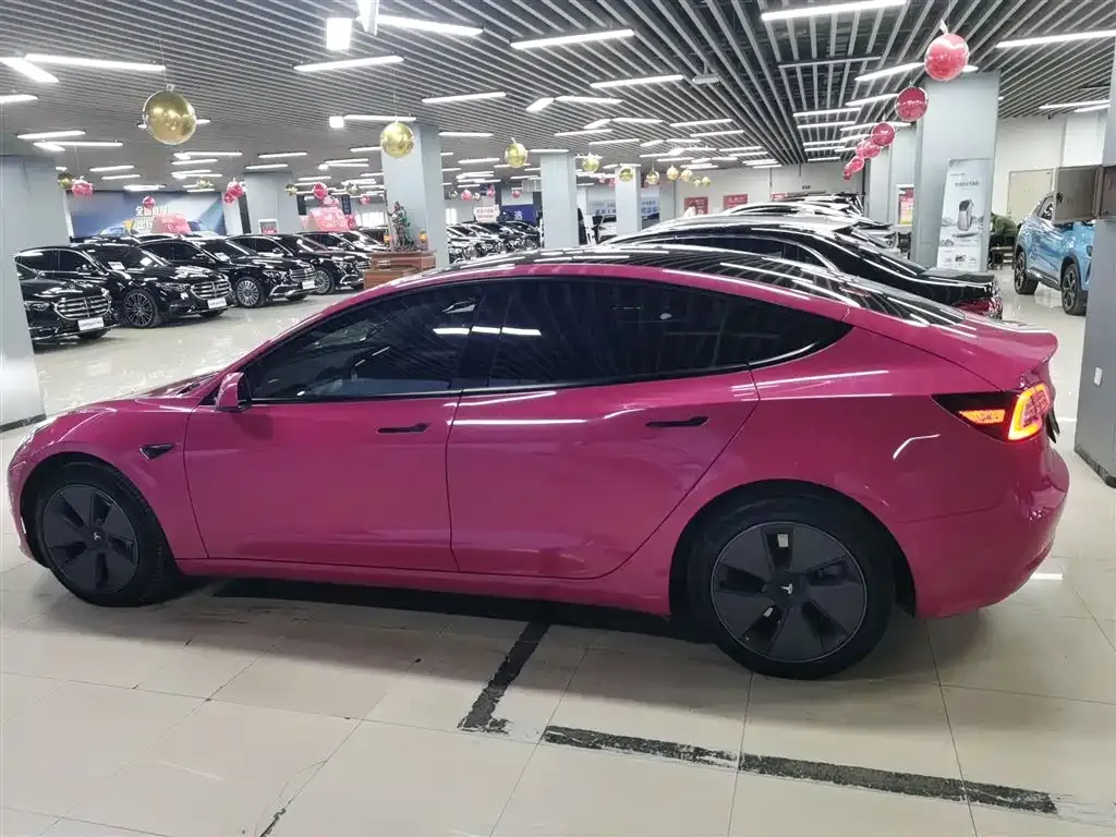 Tesla Model 3 — фото 6