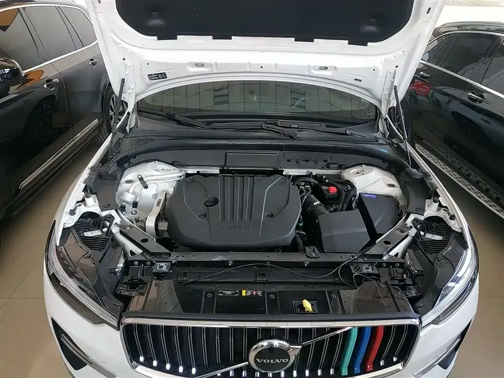 Volvo XC60 2022 из CN, фото 8