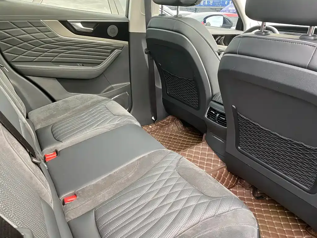 Hongqi HS5 2021 из CN, фото 6