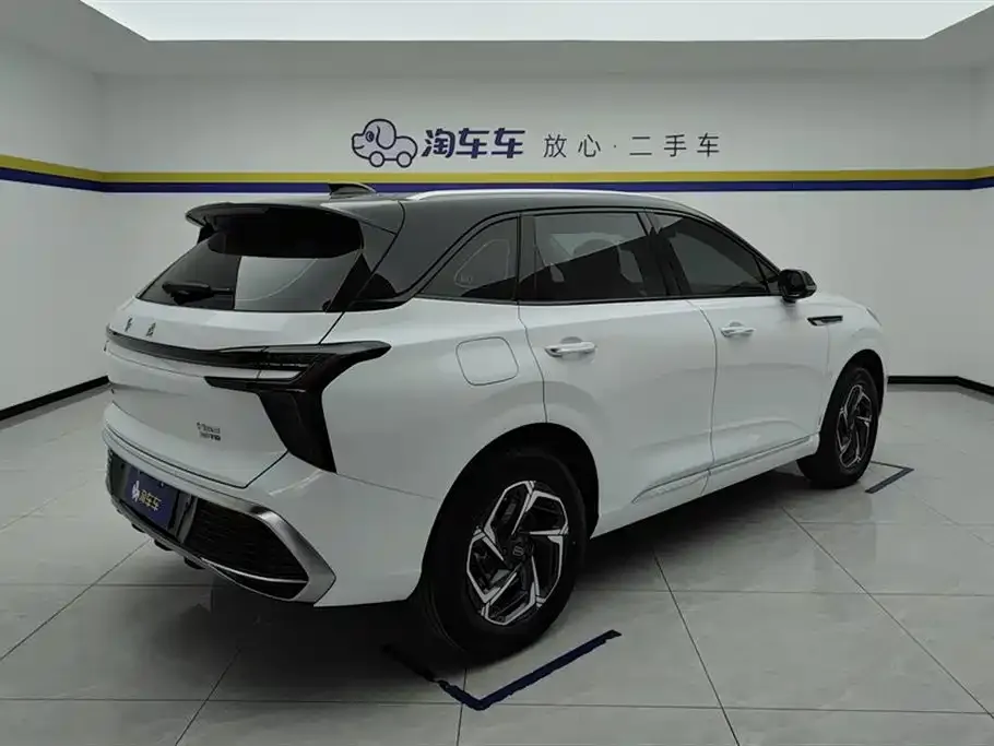 Hongqi HS3 2024 из CN, фото 3