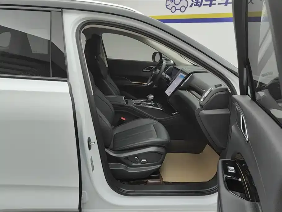 Hongqi HS3 2024 из CN, фото 8