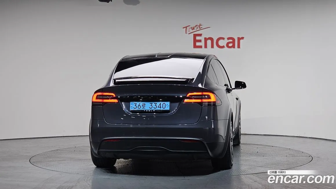 Tesla Model X 2023 из KR, фото 5