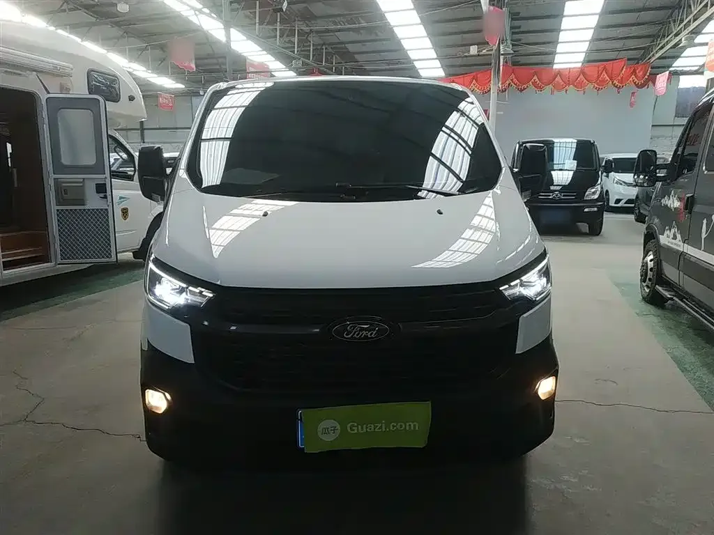 Ford Transit 2023 из CN, фото 8