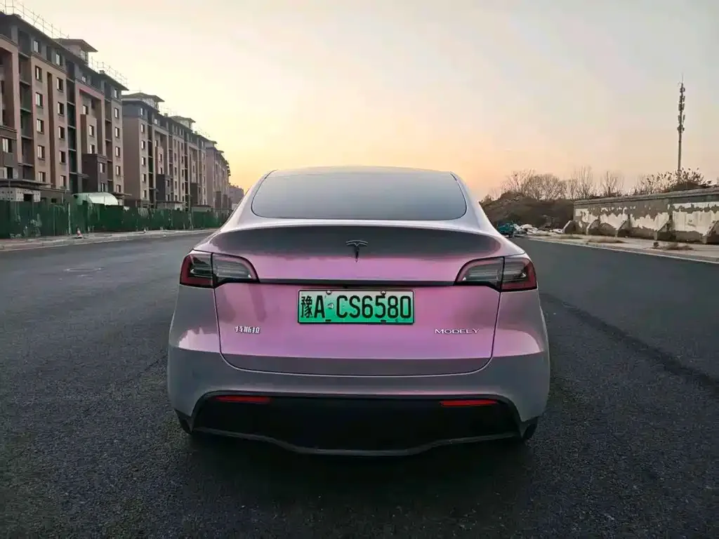 Tesla Model Y — фото 7