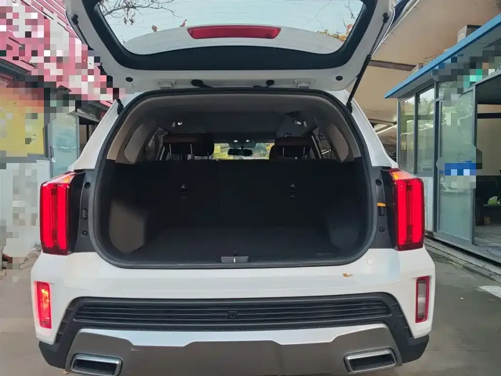 Kia Sportage — фото 9