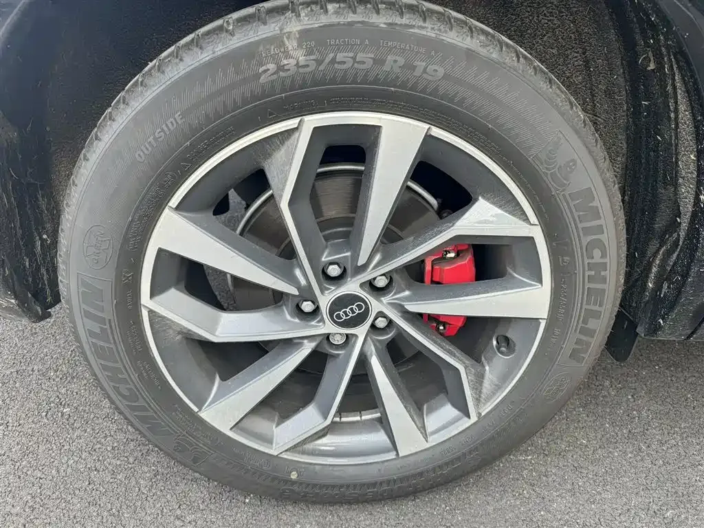 Audi Q5L 2025 из CN, фото 5