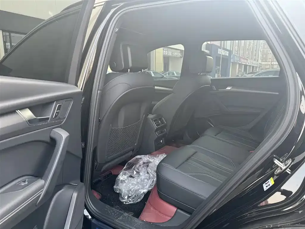 Audi Q5L 2025 из CN, фото 3