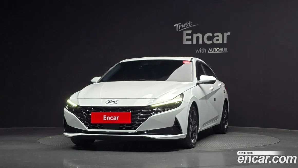 Hyundai AVANTE — фото 3