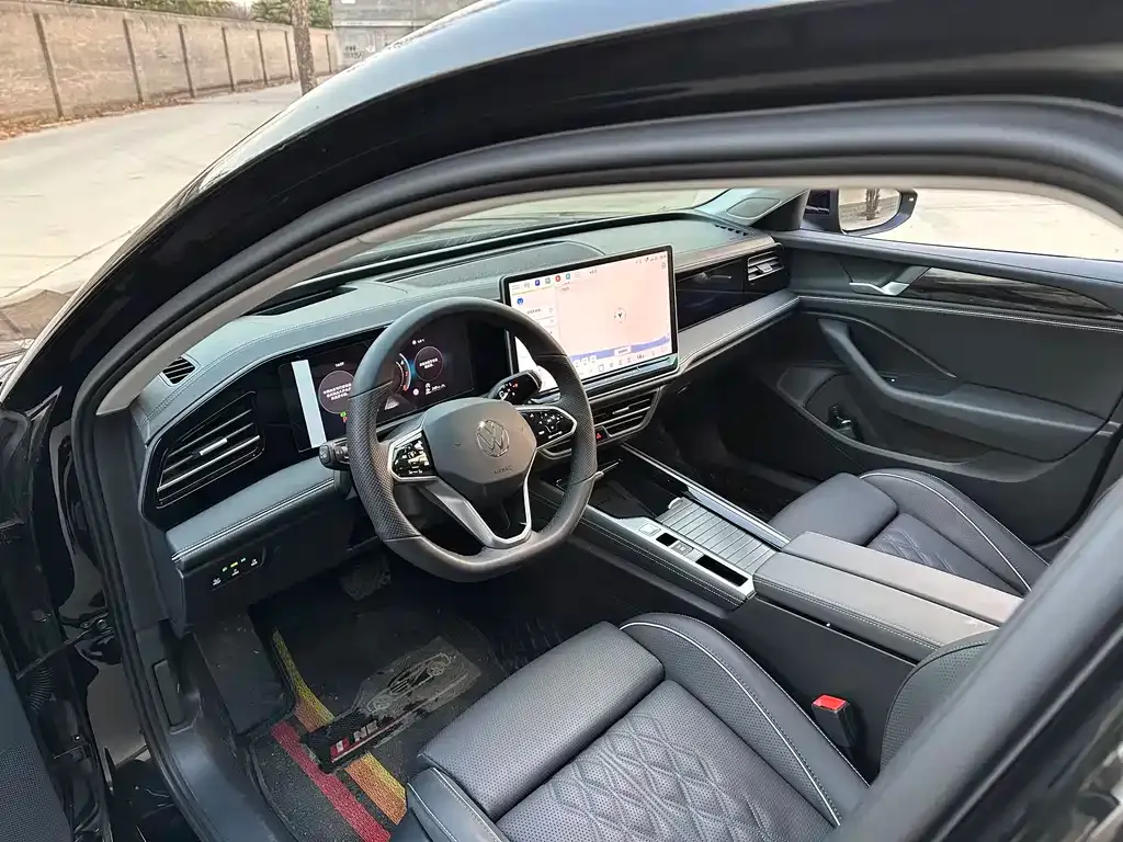 Volkswagen Magotan 2025 из CN, фото 3