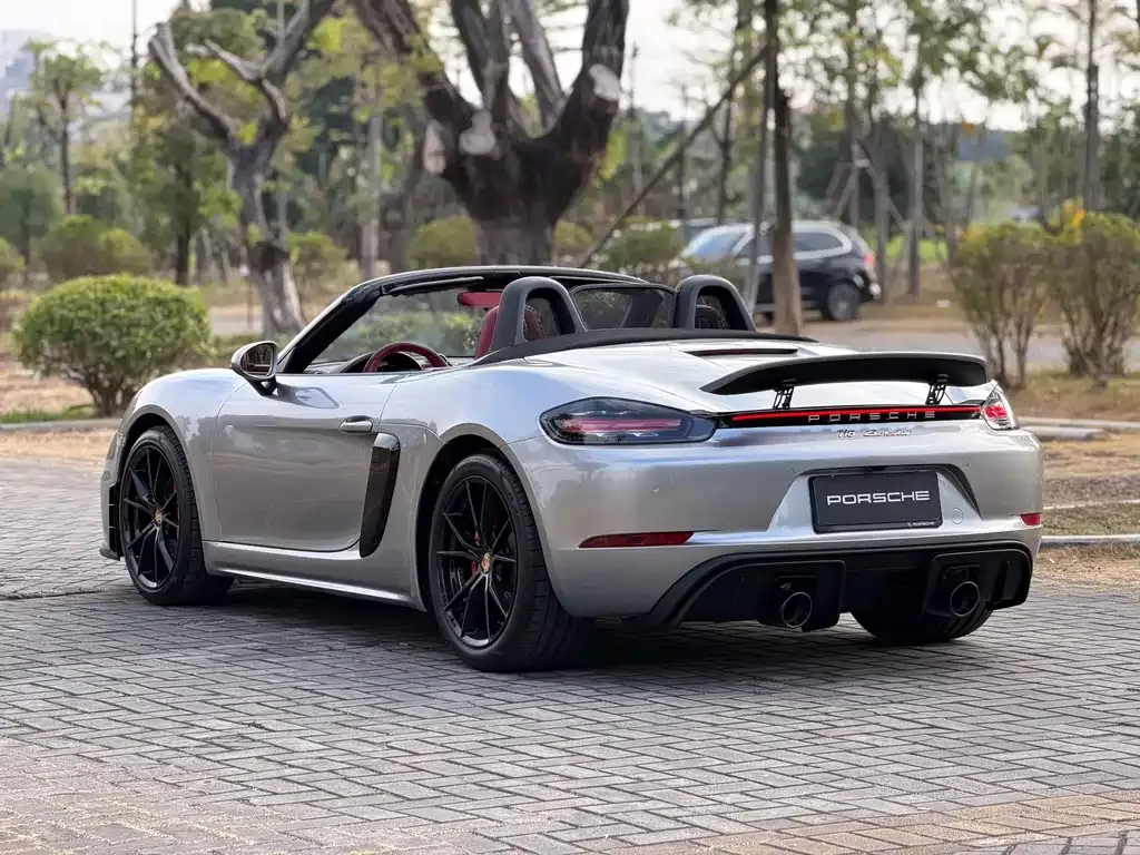 Porsche 718 — фото 10