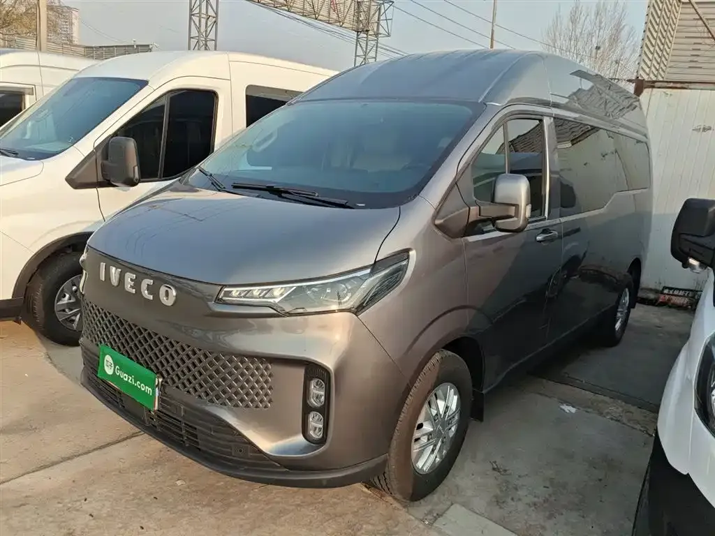 IVECO Juxing — фото 1