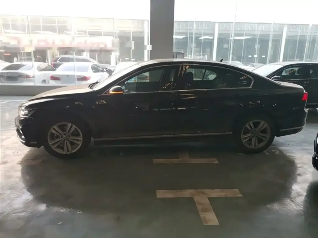 Volkswagen Magotan 2025 из CN, фото 5