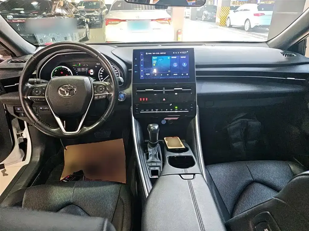 Toyota Avalon — фото 10
