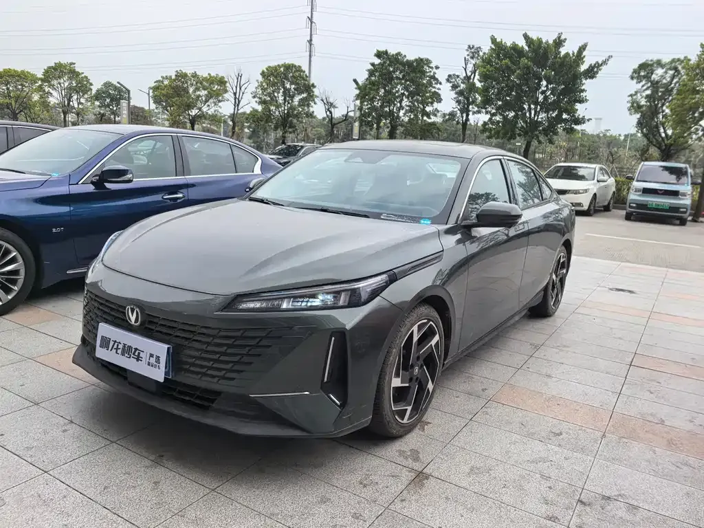 Changan Yida 2023 из CN, фото 1