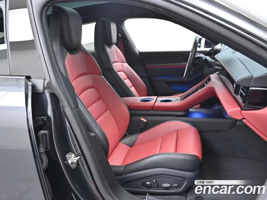 Porsche Taycan 2025 из KR, фото 10
