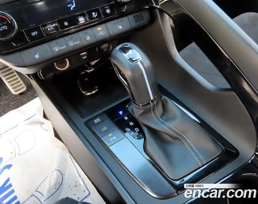 Hyundai AVANTE — фото 10