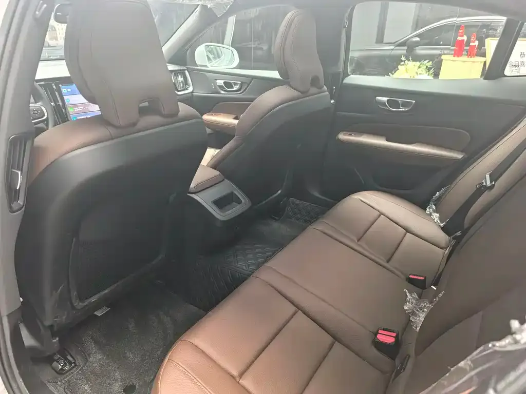 [object Object] S60 2025 из CN, фото 5