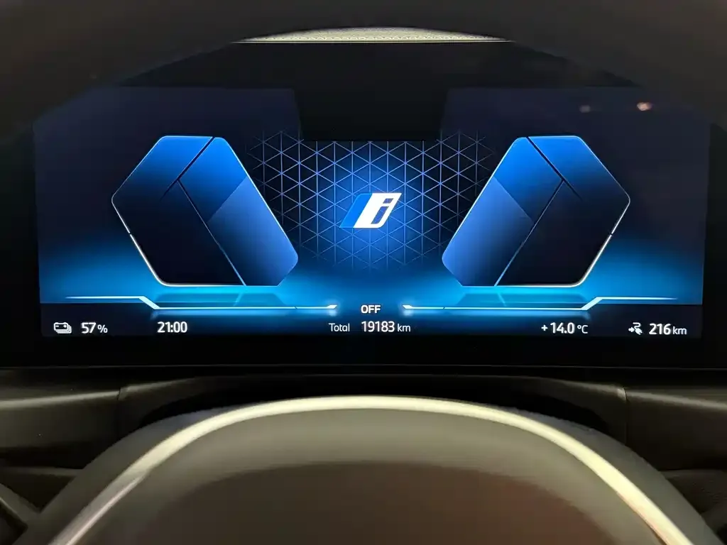 BMW i3 2024 из CN, фото 9