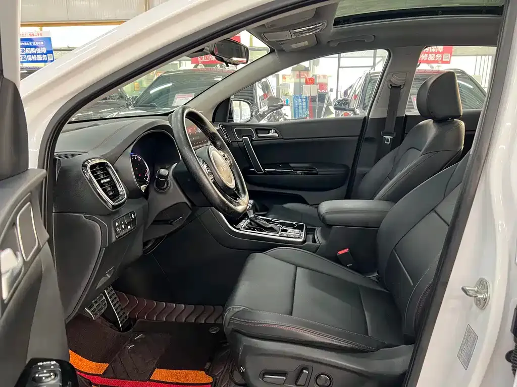 Kia KX5 2022 из CN, фото 4