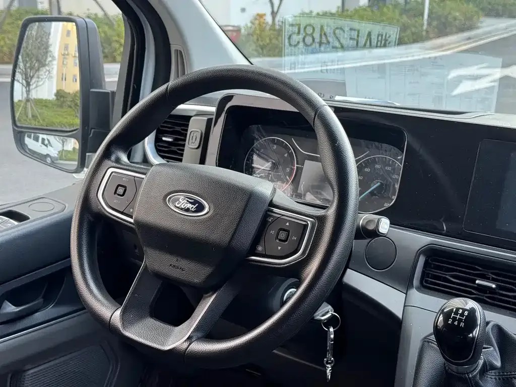 Ford Transit 2023 из CN, фото 6