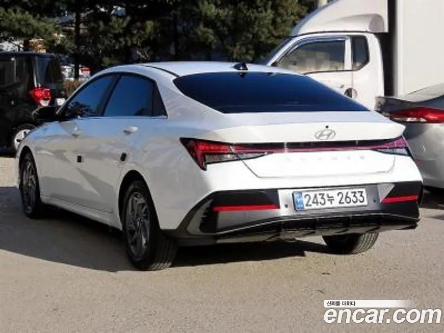 Hyundai AVANTE — фото 2