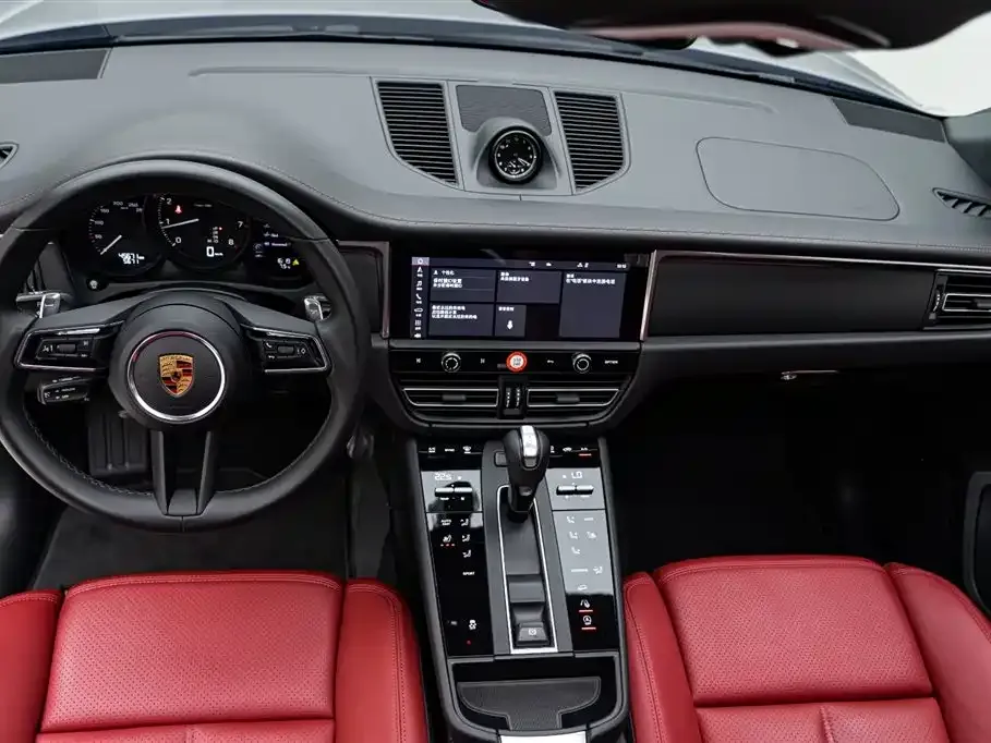 Porsche Macan — фото 10