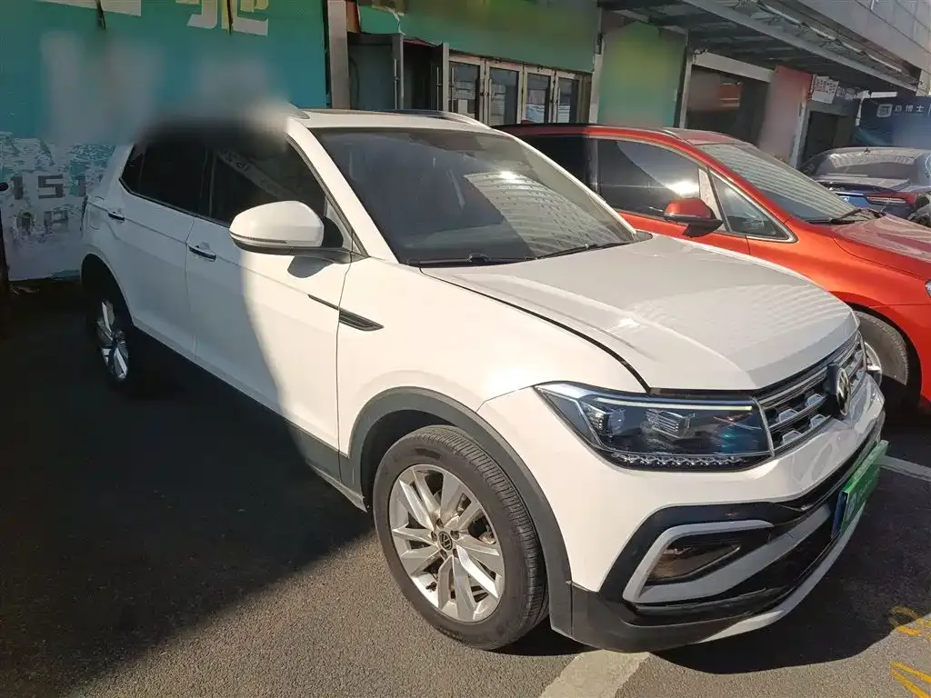 Volkswagen T-Cross — фото 10