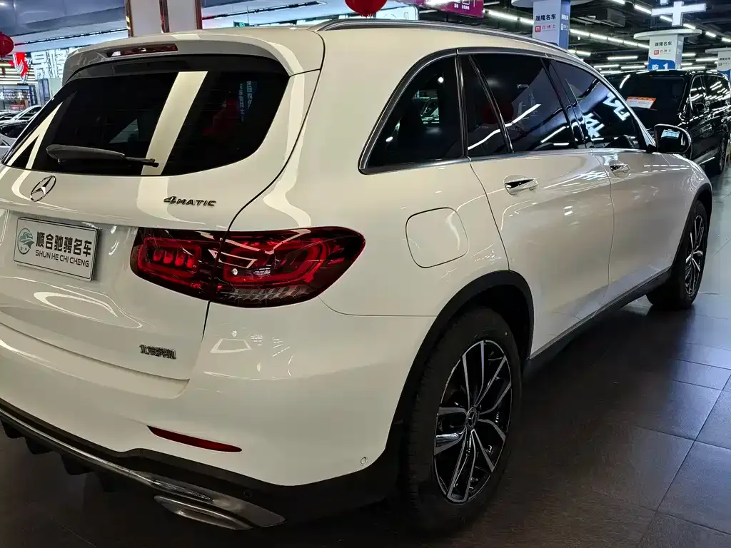 Mercedes-Benz GLC — фото 2