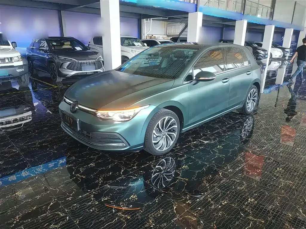 Volkswagen Golf 2021 из CN, фото 2