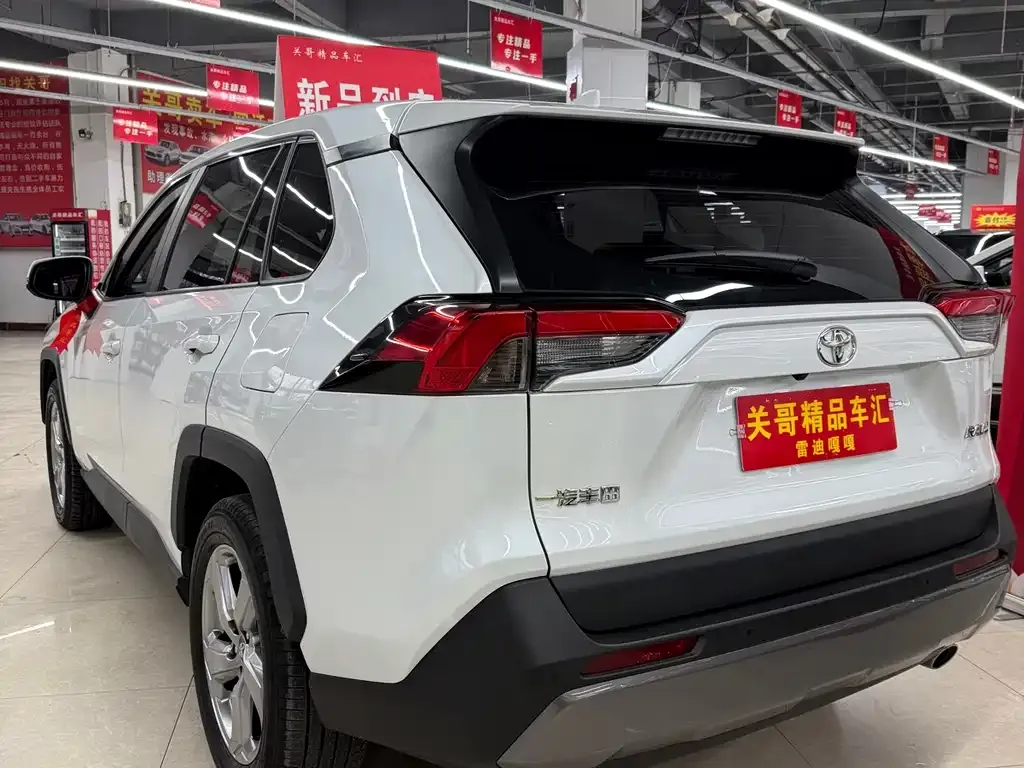 Toyota RAV4 2022 из CN, фото 7
