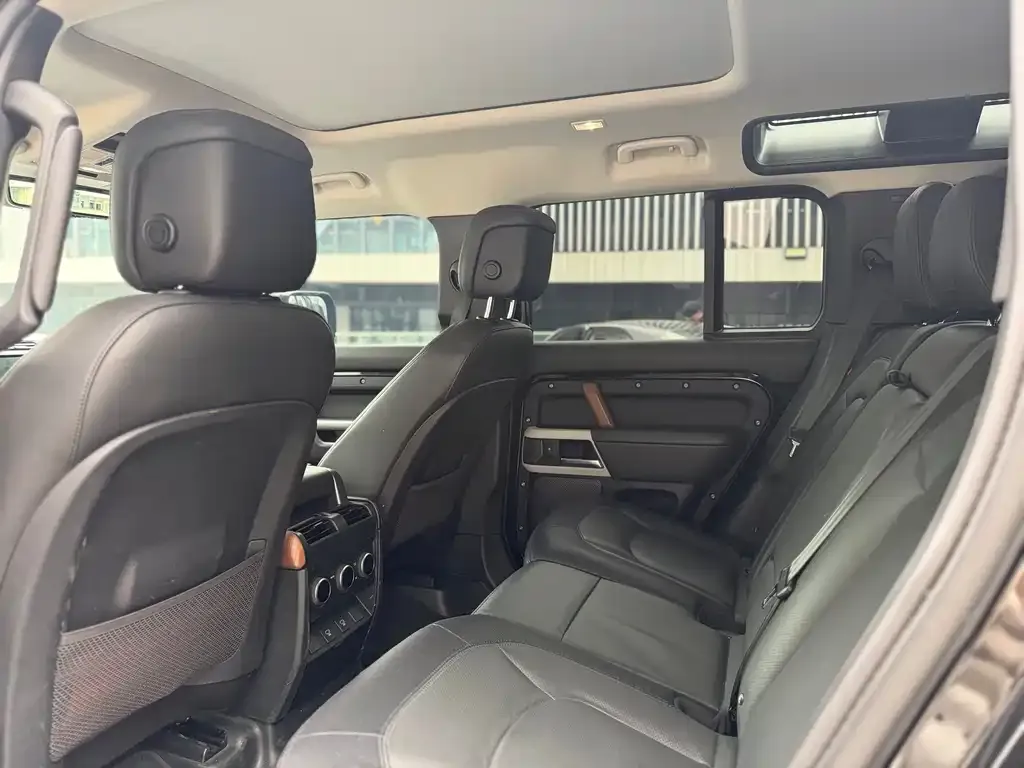 Land Rover Defender 2022 из CN, фото 7